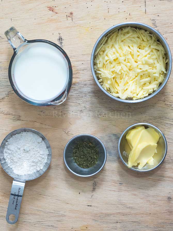 ingredients of cheese sauce