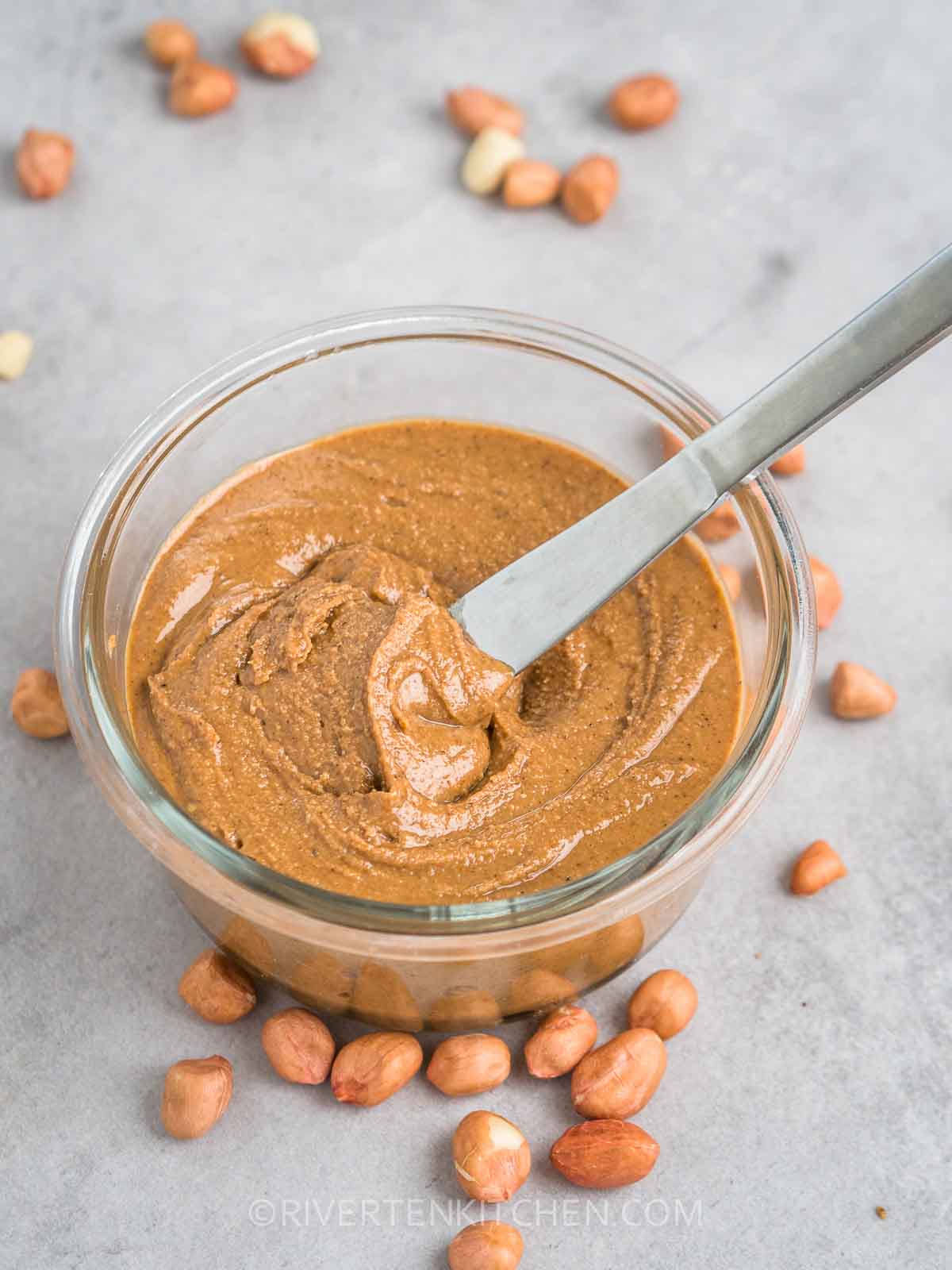 roasted peanut butter made of raw peanuts