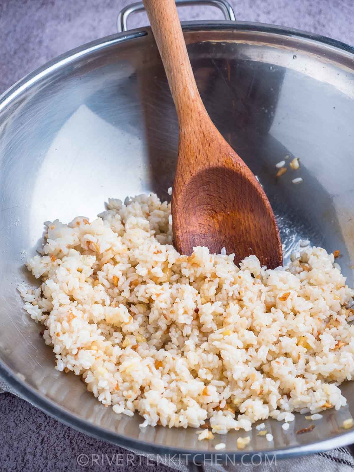 Garlic Fried Rice in a Pan/Wok