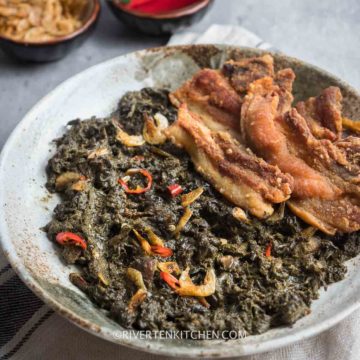 Dried Taro Leaves in Coconut Milk serve with fried pork